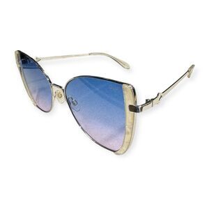 Quay Australia Glow Up Sunglasses Oversized Butterfly Frame Blue Gradient Retro‎